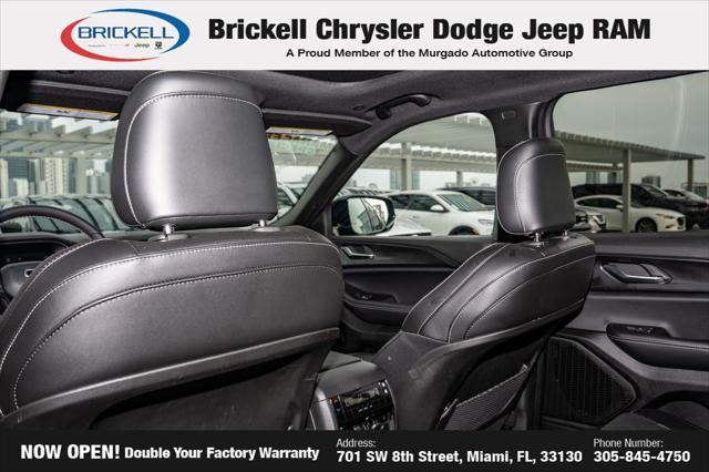 new 2025 Jeep Grand Cherokee L car, priced at $33,734