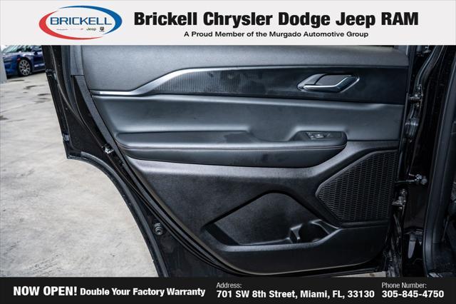 new 2025 Jeep Grand Cherokee L car, priced at $33,734