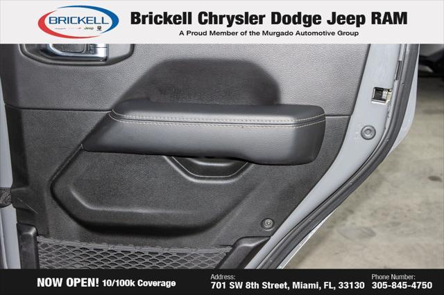 used 2022 Jeep Gladiator car, priced at $32,161