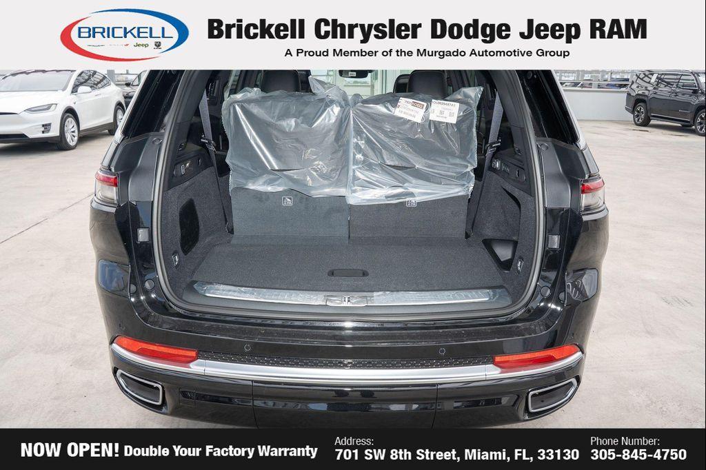 new 2025 Jeep Grand Cherokee L car, priced at $54,585