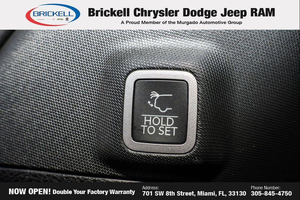 new 2025 Jeep Grand Cherokee car, priced at $41,681