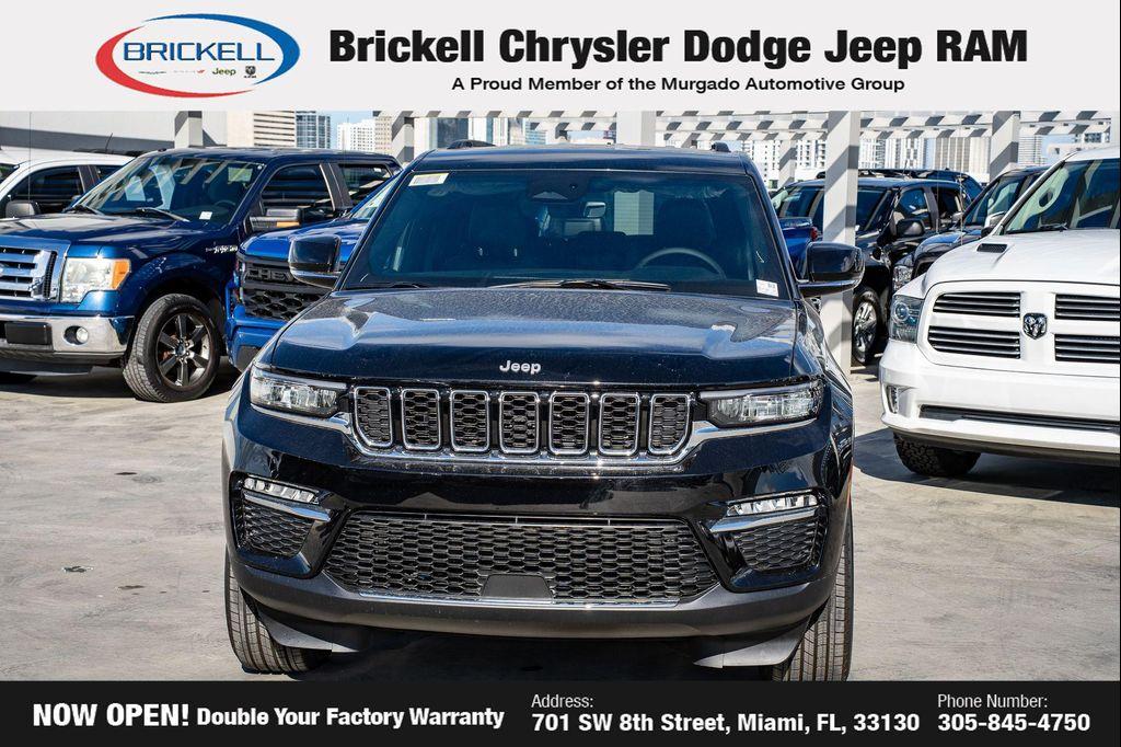 new 2025 Jeep Grand Cherokee car, priced at $41,681