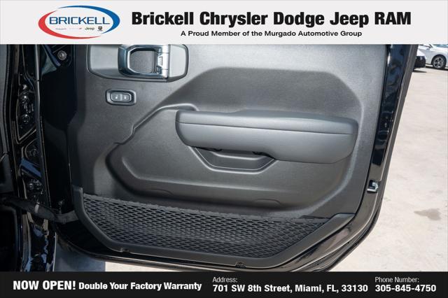 new 2025 Jeep Wrangler car, priced at $44,914