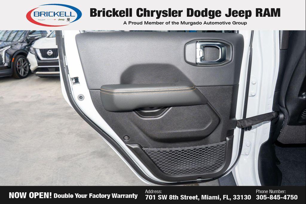 new 2025 Jeep Wrangler car, priced at $99,374