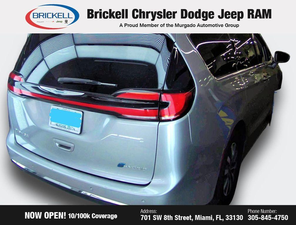 used 2021 Chrysler Pacifica Hybrid car, priced at $20,225