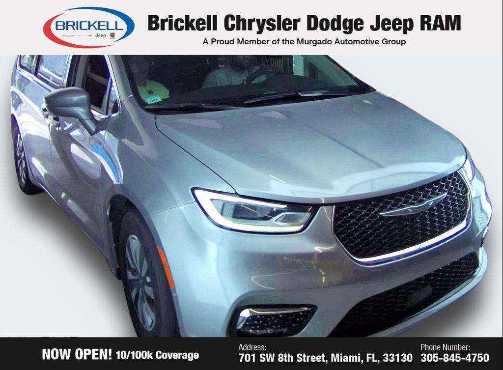 used 2021 Chrysler Pacifica Hybrid car, priced at $20,225