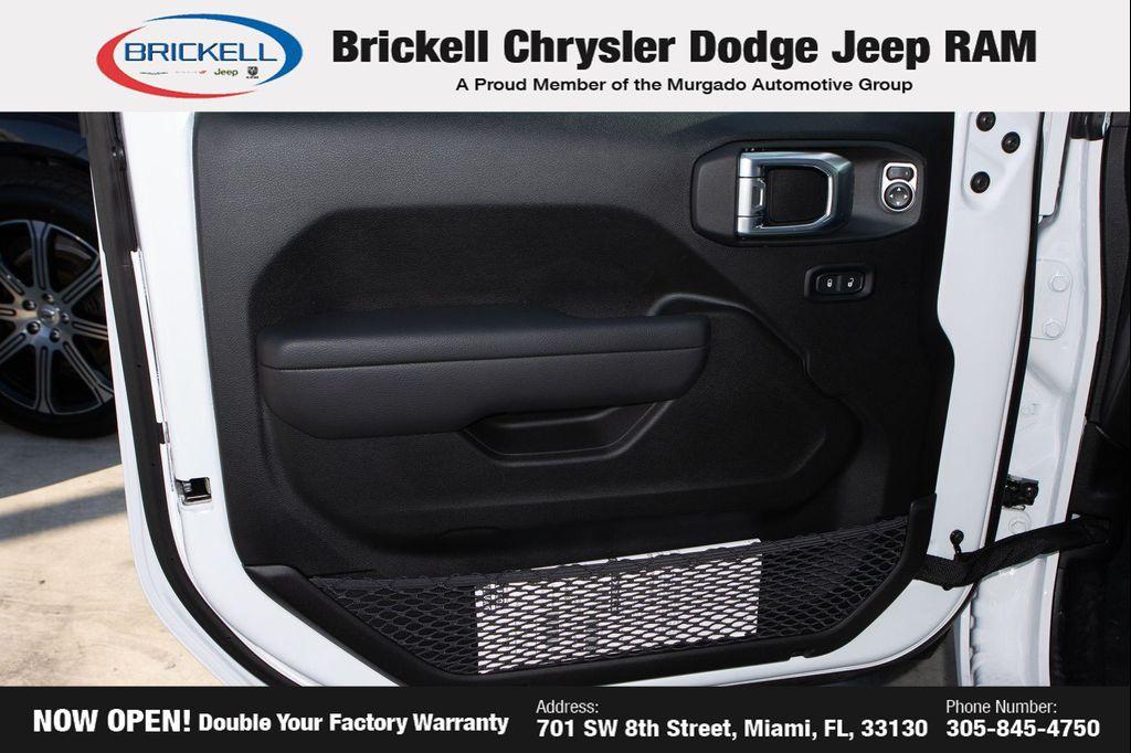 new 2026 Jeep Gladiator car, priced at $42,894