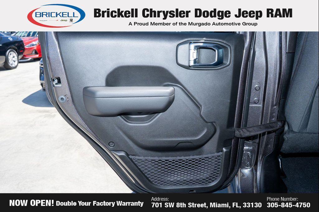 new 2025 Jeep Wrangler car, priced at $45,168