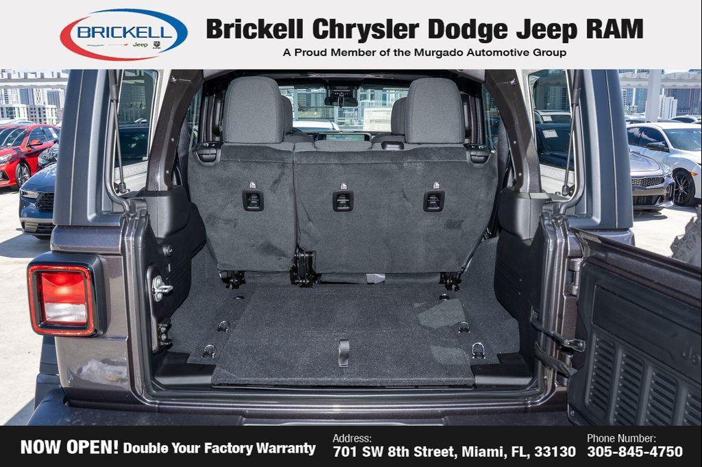 new 2025 Jeep Wrangler car, priced at $45,168