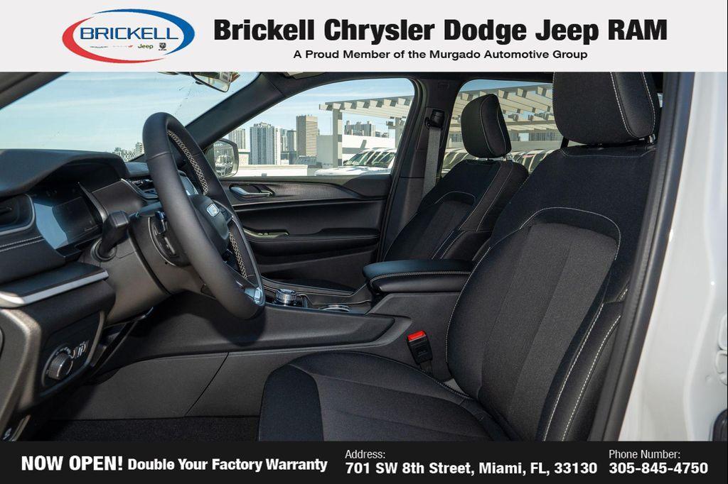 new 2025 Jeep Grand Cherokee car, priced at $31,410