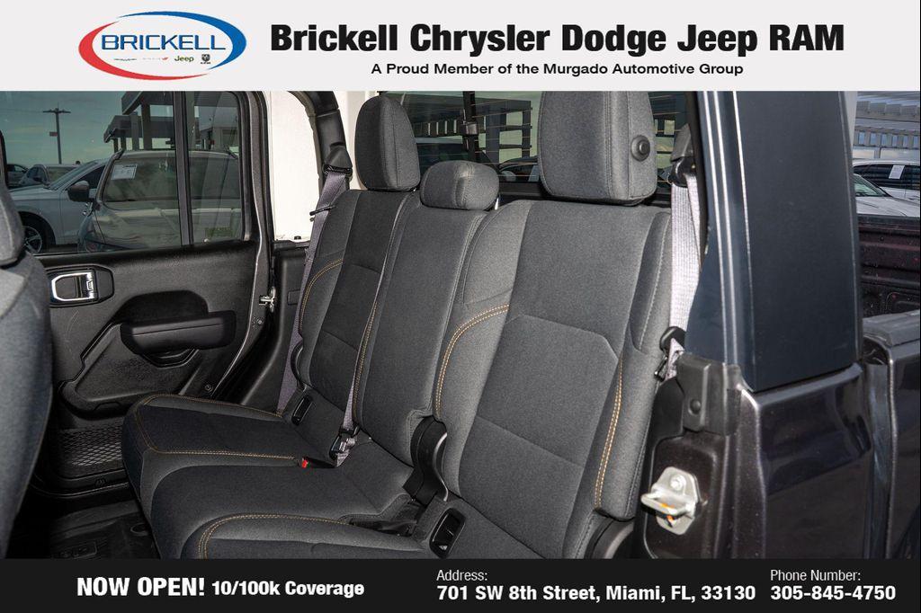 used 2024 Jeep Gladiator car, priced at $38,370