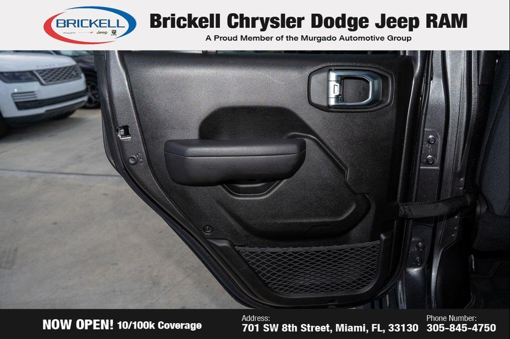 used 2024 Jeep Gladiator car, priced at $38,370