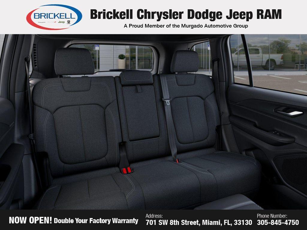 new 2025 Jeep Grand Cherokee car, priced at $35,910