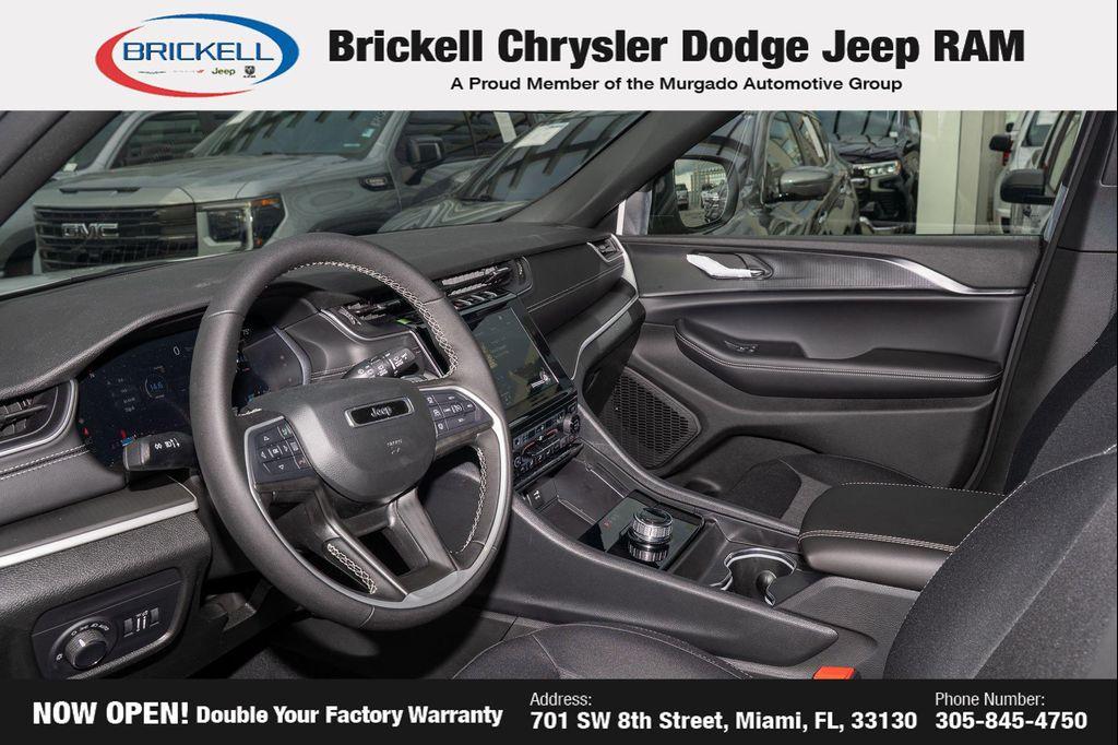 new 2025 Jeep Grand Cherokee car, priced at $35,910