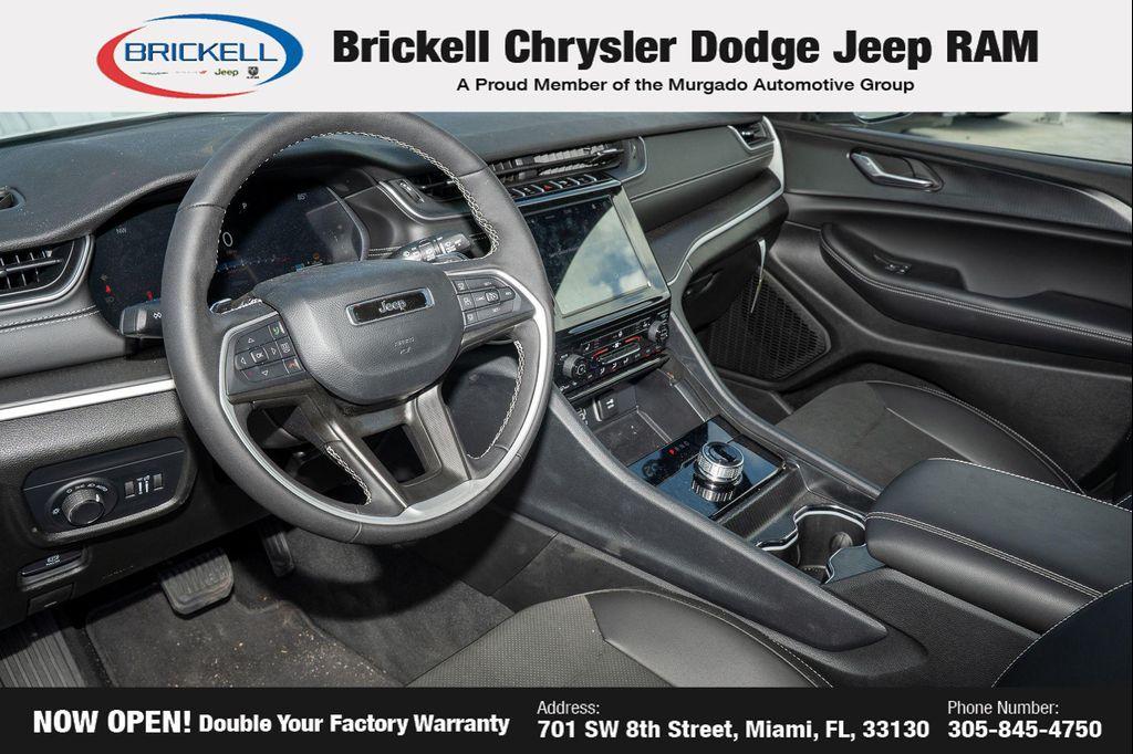 new 2025 Jeep Grand Cherokee L car, priced at $38,077
