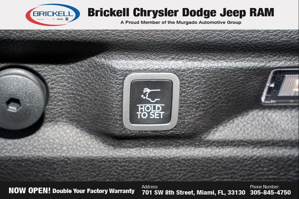 new 2025 Jeep Grand Cherokee L car, priced at $38,077