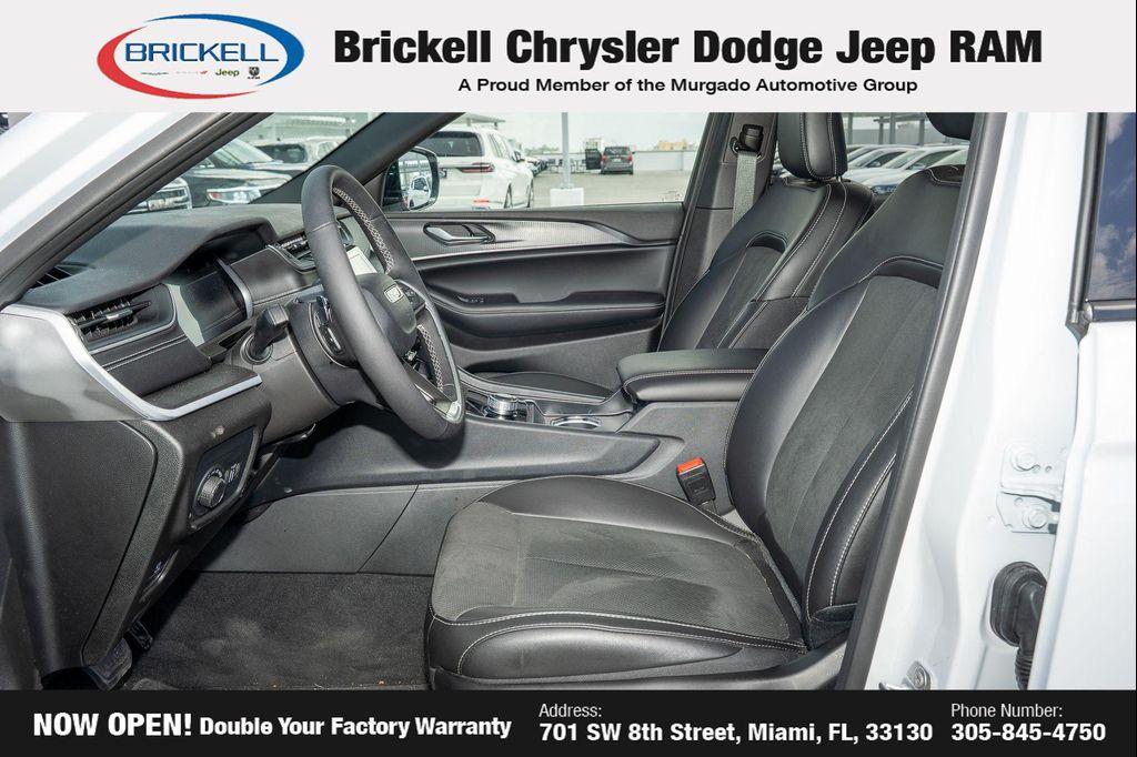 new 2025 Jeep Grand Cherokee L car, priced at $38,077