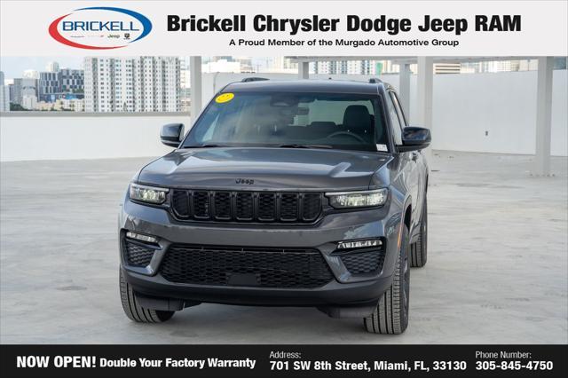 new 2025 Jeep Grand Cherokee car, priced at $43,990