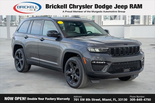 new 2025 Jeep Grand Cherokee car, priced at $43,990