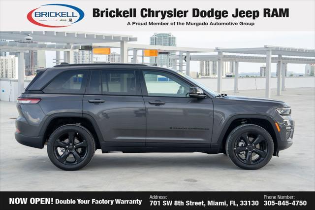 new 2025 Jeep Grand Cherokee car, priced at $43,990