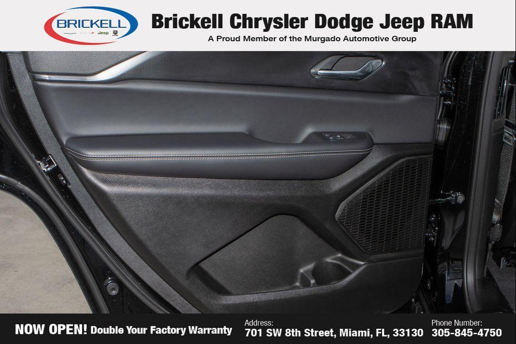 new 2025 Jeep Grand Cherokee L car, priced at $42,188