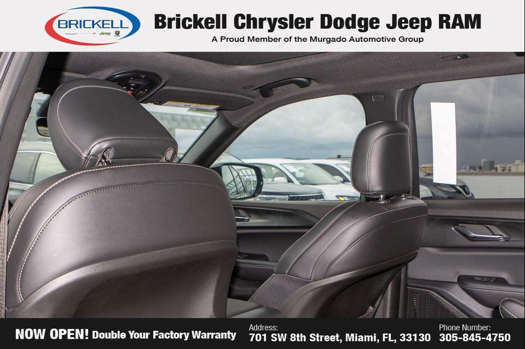 new 2025 Jeep Grand Cherokee L car, priced at $42,188