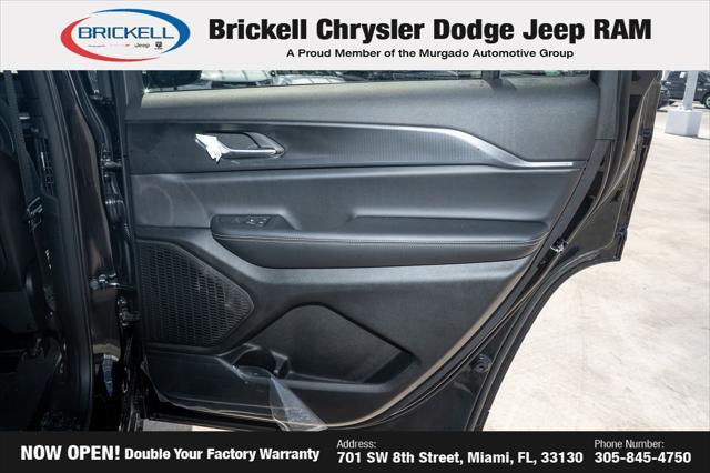 new 2025 Jeep Grand Cherokee L car, priced at $30,692