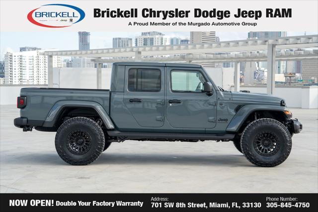 new 2025 Jeep Gladiator car, priced at $48,135