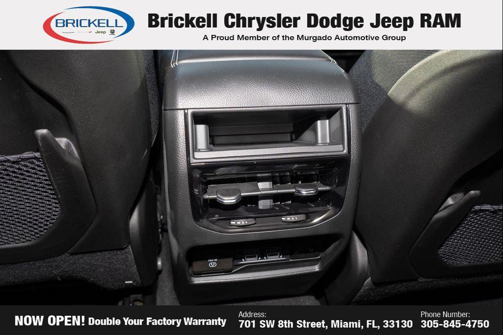 new 2025 Jeep Grand Cherokee car, priced at $35,282