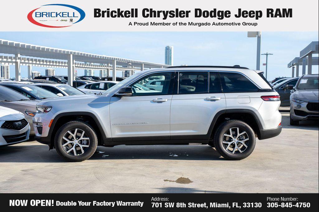 new 2025 Jeep Grand Cherokee car, priced at $35,282