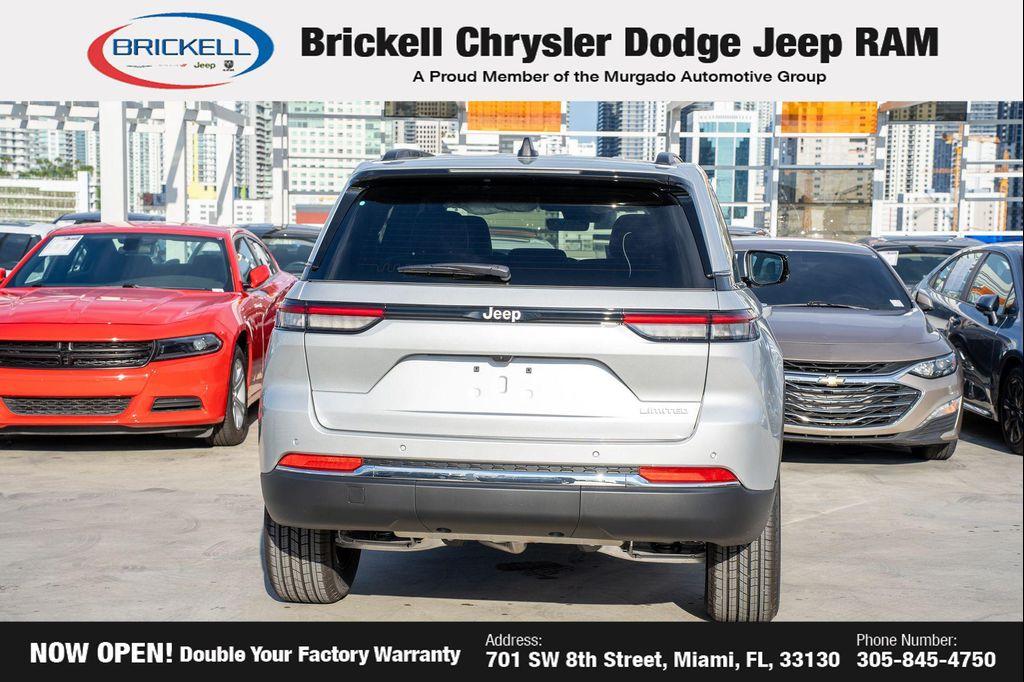 new 2025 Jeep Grand Cherokee car, priced at $35,282