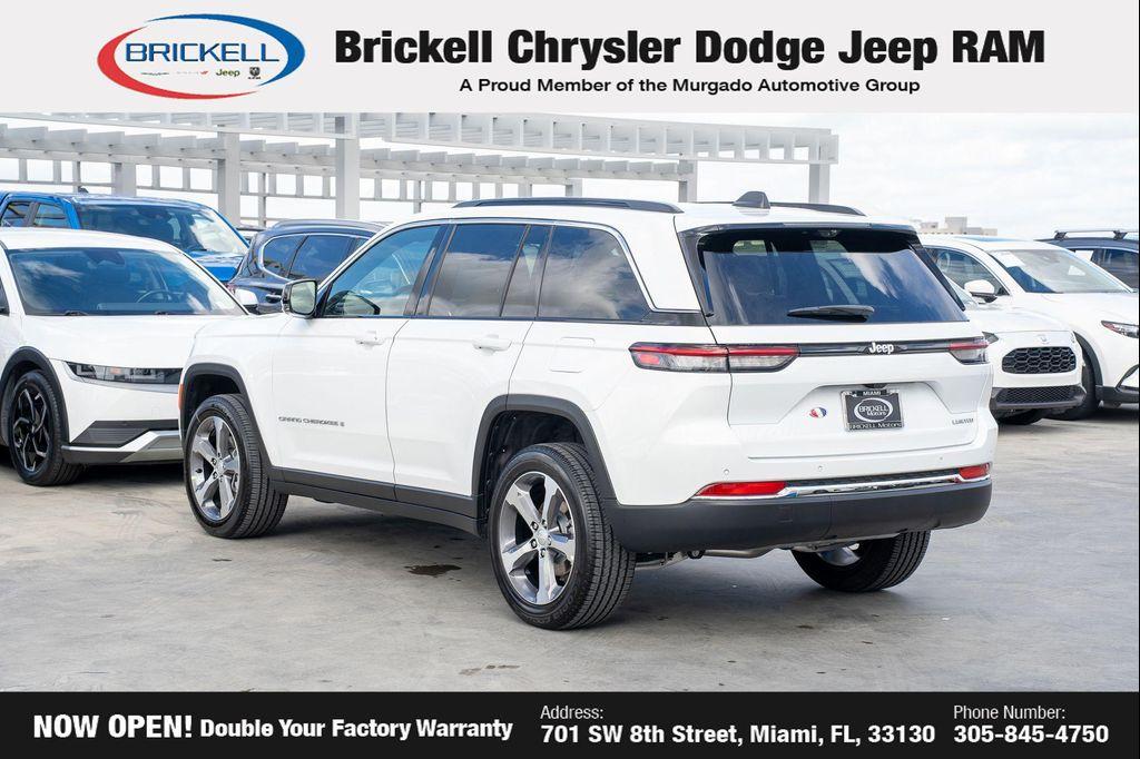 new 2025 Jeep Grand Cherokee car, priced at $46,505