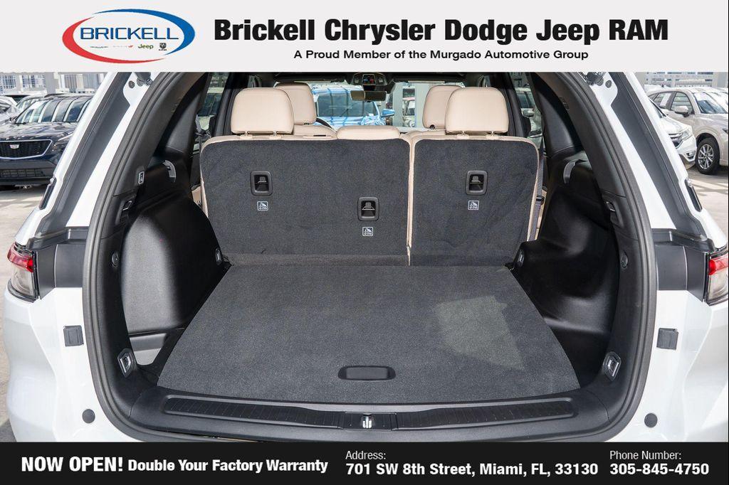new 2025 Jeep Grand Cherokee car, priced at $46,505