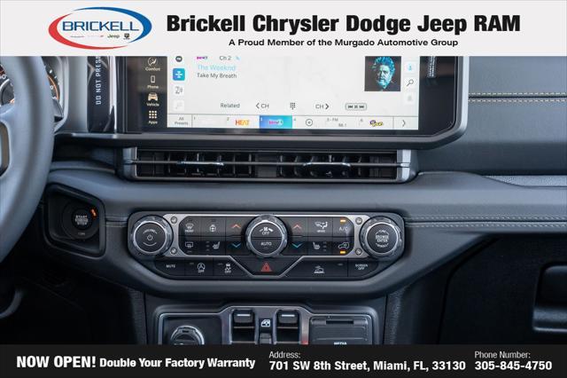new 2025 Jeep Gladiator car, priced at $46,482
