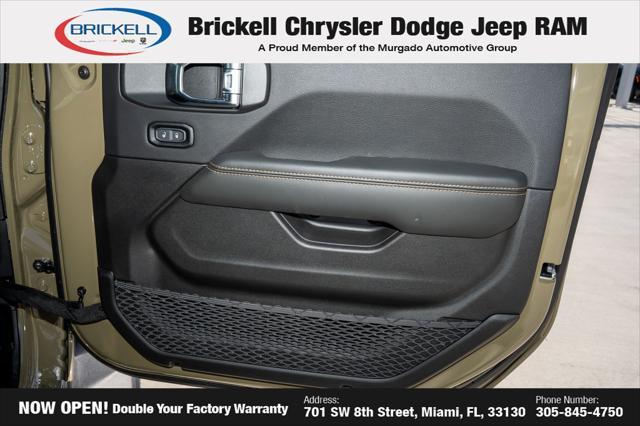 new 2025 Jeep Gladiator car, priced at $46,482