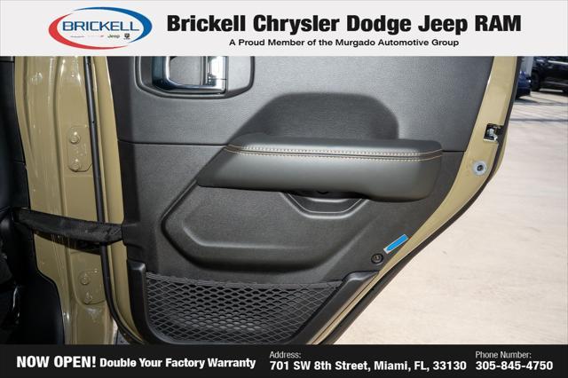 new 2025 Jeep Gladiator car, priced at $46,482