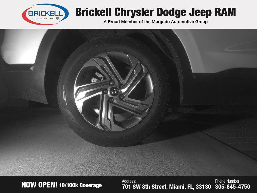 used 2023 Hyundai Santa Fe car, priced at $21,685