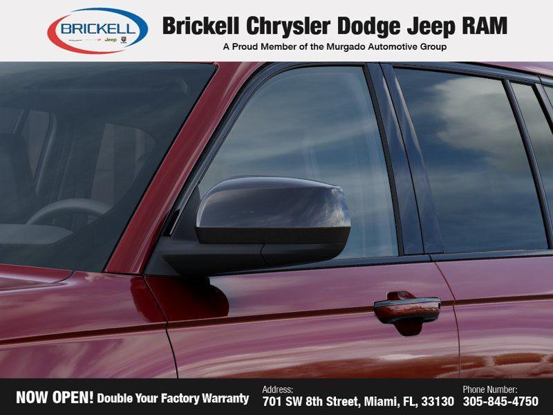 new 2025 Jeep Grand Cherokee car, priced at $40,228