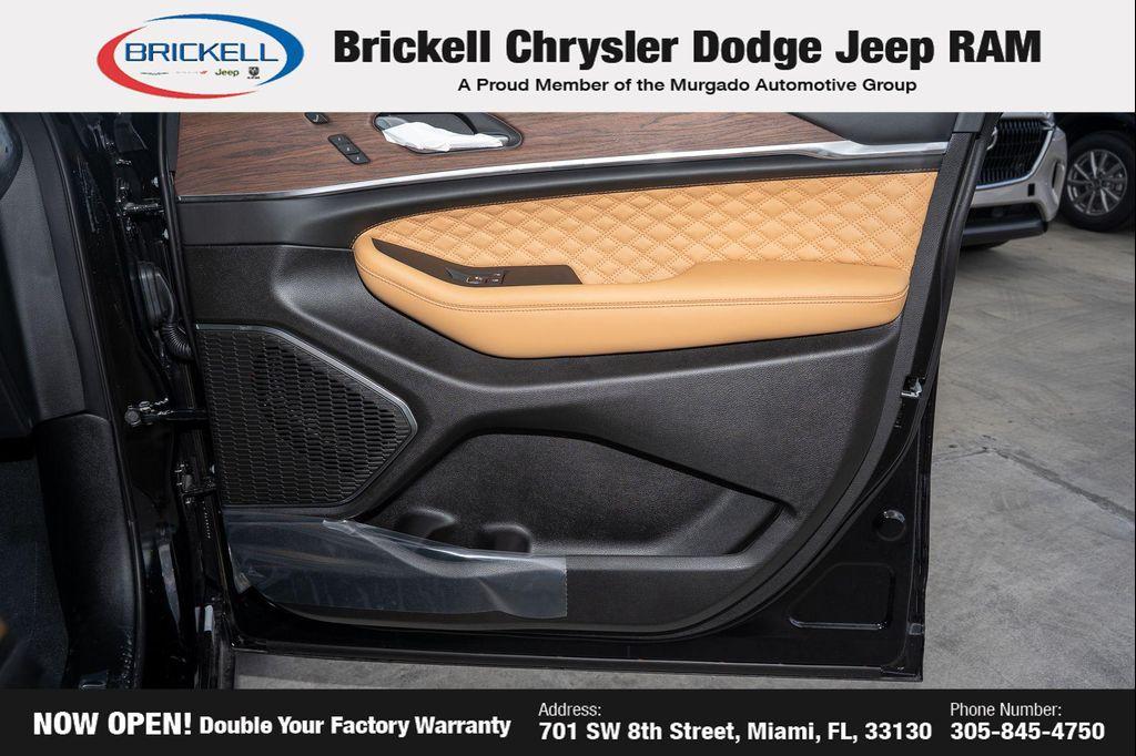 new 2025 Jeep Grand Cherokee L car, priced at $55,085