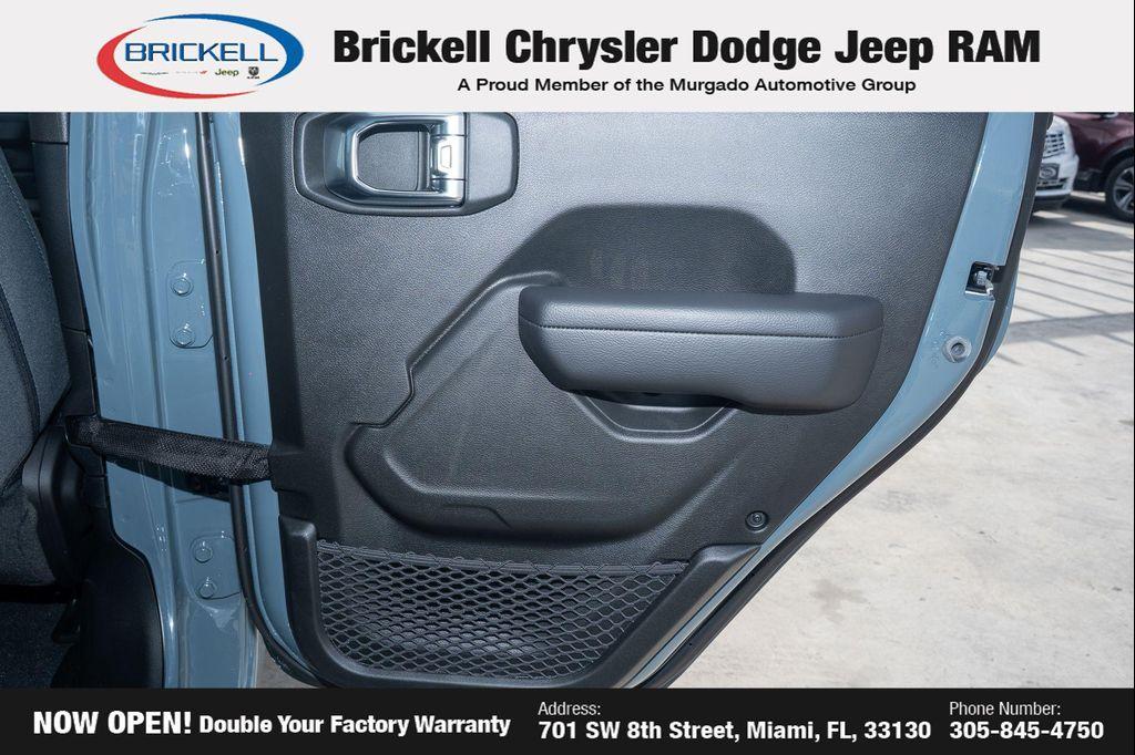new 2025 Jeep Gladiator car, priced at $41,506
