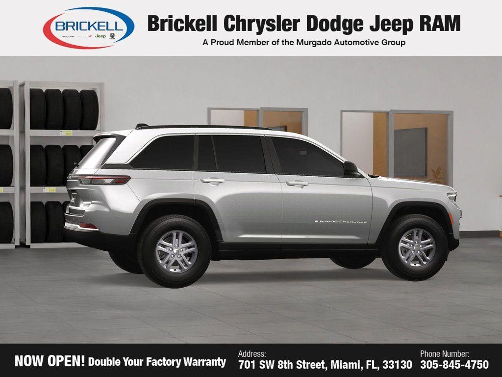 new 2025 Jeep Grand Cherokee car, priced at $32,925