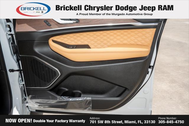 new 2025 Jeep Grand Cherokee L car, priced at $52,285