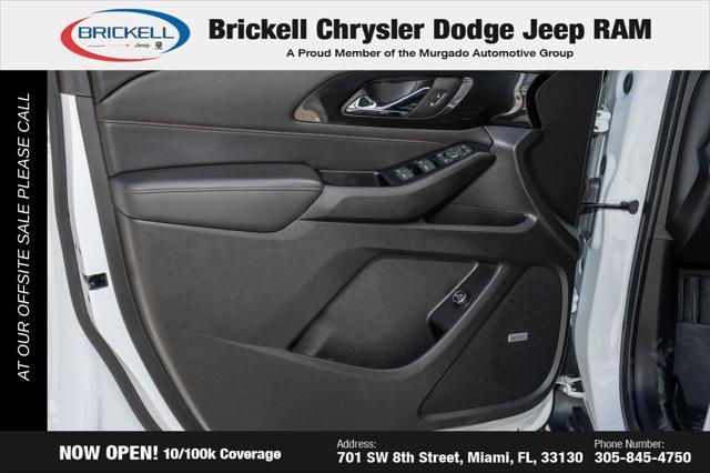 used 2023 Chevrolet Traverse car, priced at $26,900