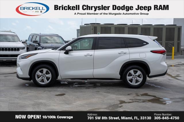 used 2023 Toyota Highlander car, priced at $30,495