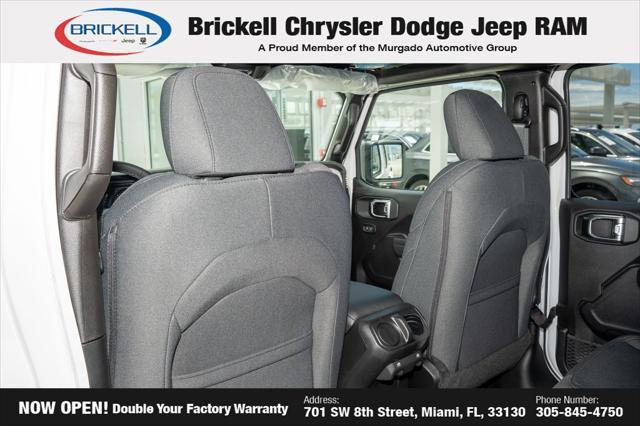 new 2025 Jeep Gladiator car, priced at $41,063
