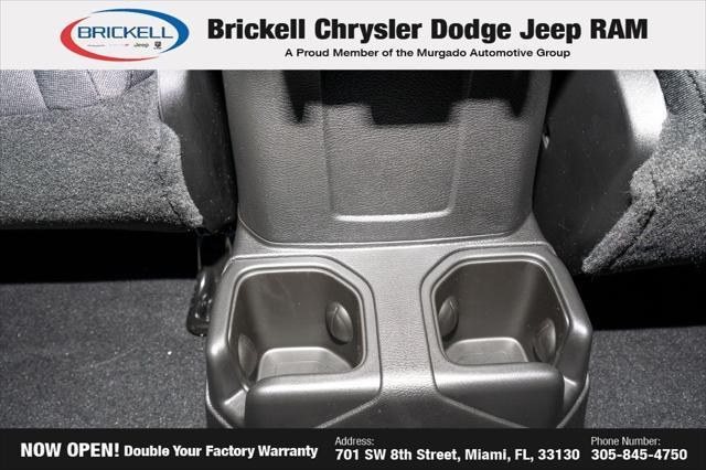 new 2025 Jeep Gladiator car, priced at $41,063