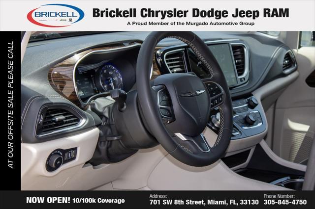 used 2023 Chrysler Pacifica car, priced at $27,067