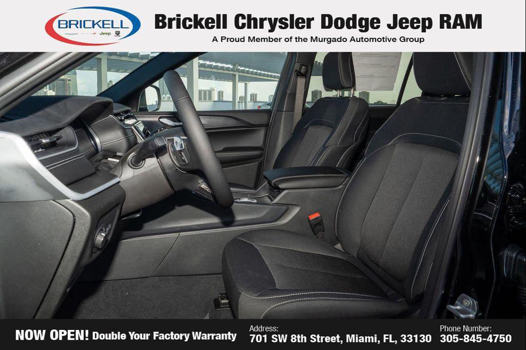 new 2025 Jeep Grand Cherokee L car, priced at $42,176