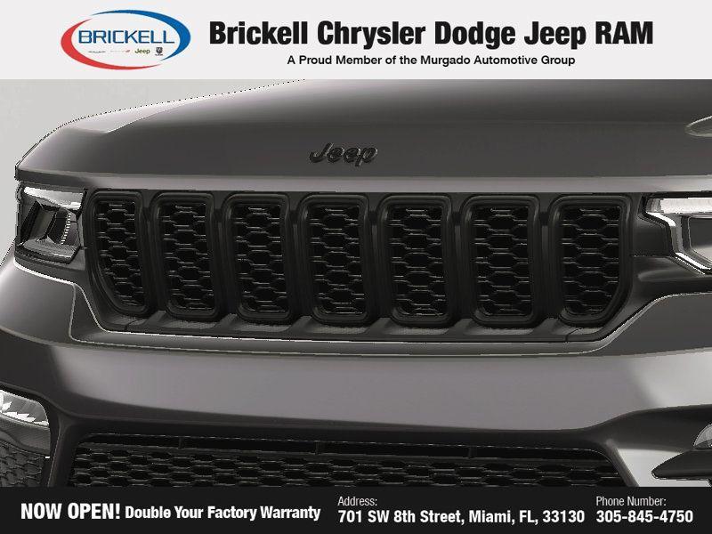 new 2025 Jeep Grand Cherokee car, priced at $43,833