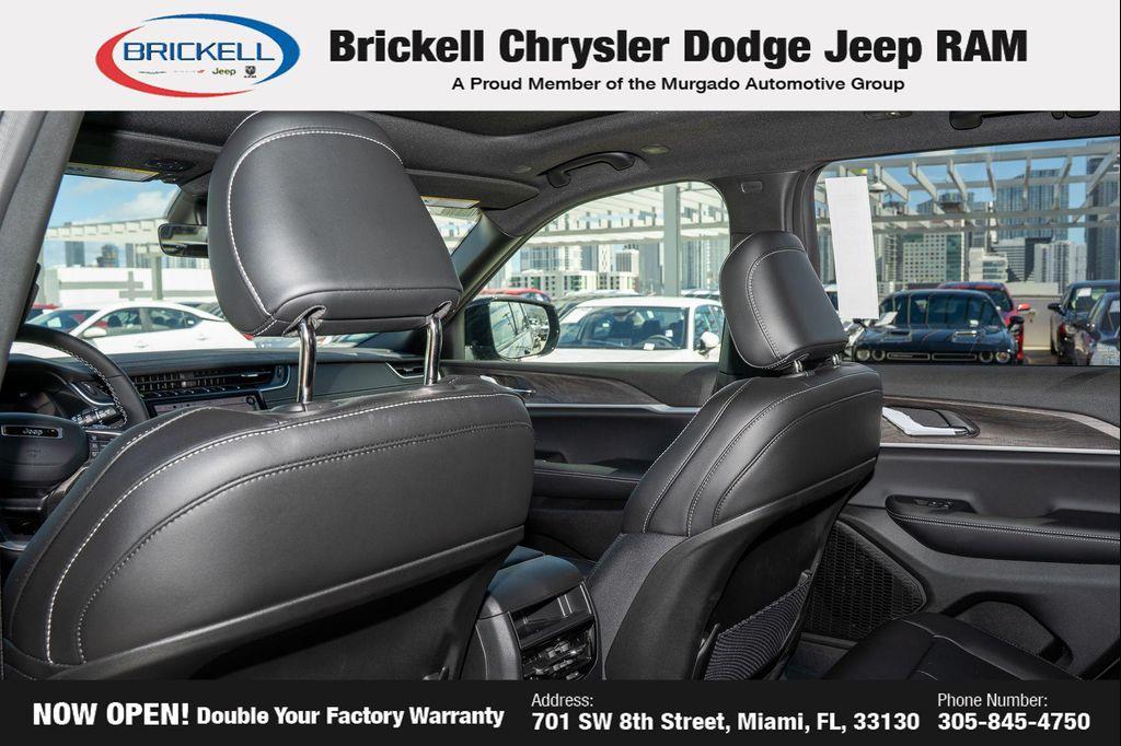 new 2025 Jeep Grand Cherokee car, priced at $46,583